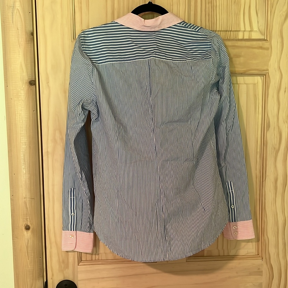 Vineyard Vines Button Down - image 3